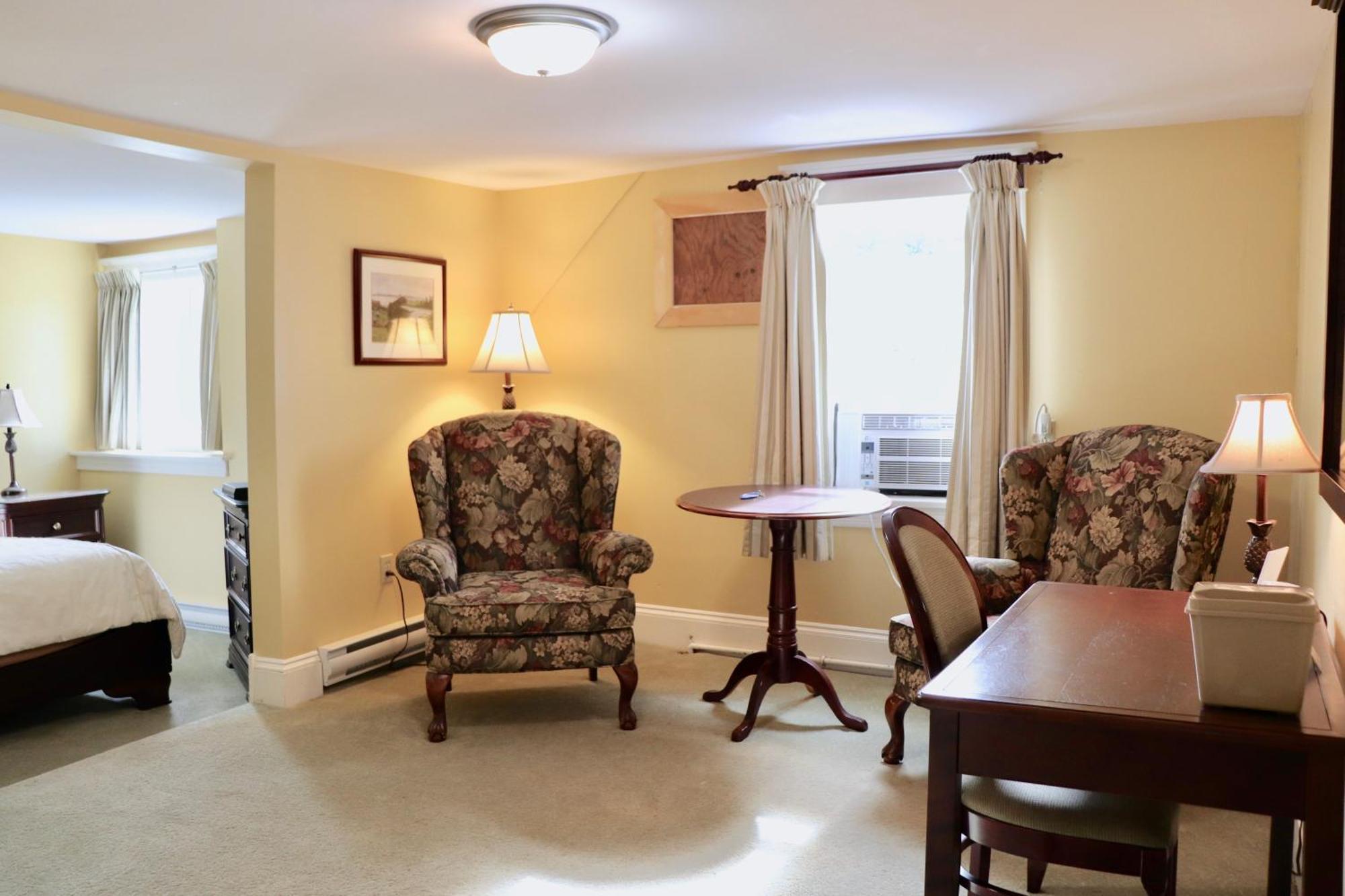 Shining Waters Country Inn 卡文迪西 外观 照片